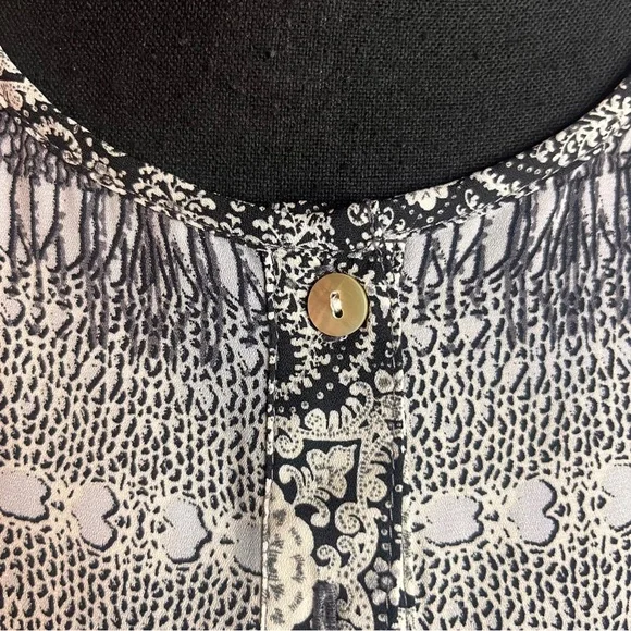 Anthropologie Fig and Flower Tunic Dress Sz M Floral Paisley Gray 1/4 Button - Picture 4 of 9